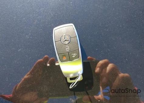 2021 Mercedes-Benz C 300 Sedan from USA, damaged, VIN W1KWF8DB3MR646000